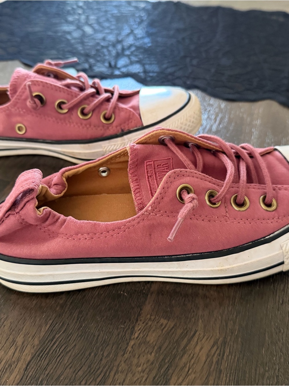 Converse Low Top Canvas Sneakers in Rose Pink